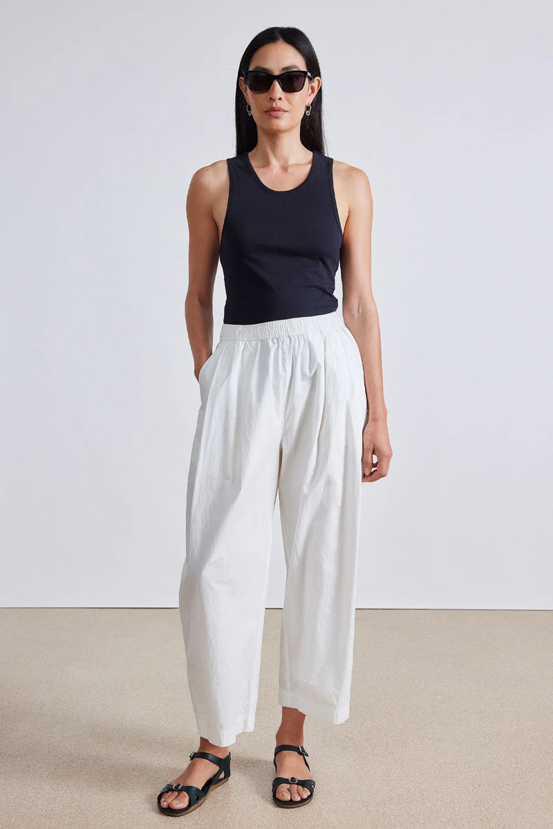 Spa Pleat Pant in Cream