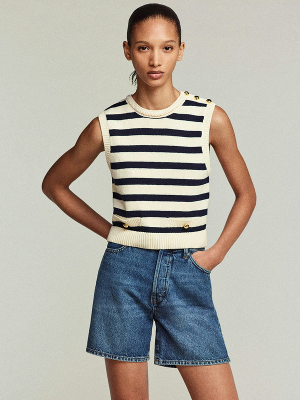 The Harbor Vest in Navy Multi