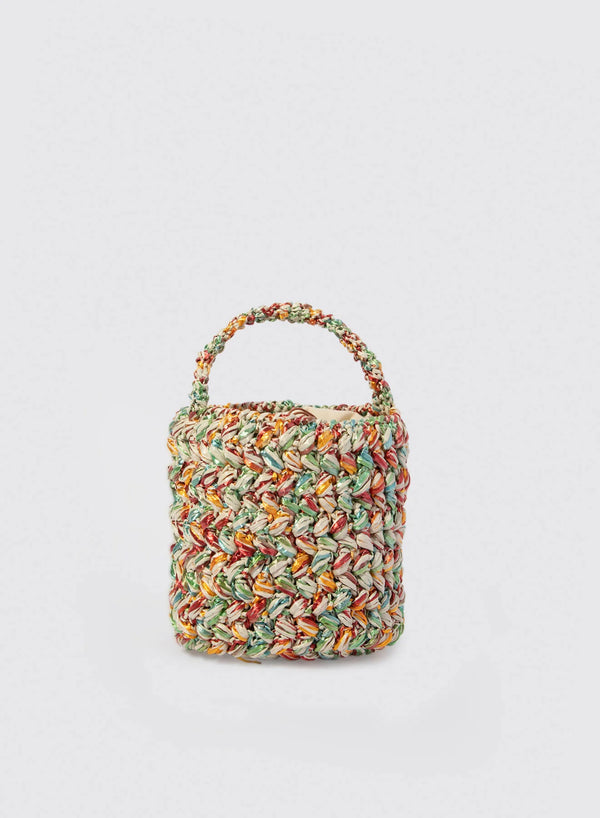 Micmac in Multicolor