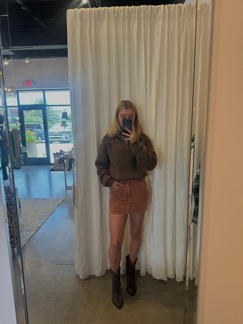 Danita Pullover in Brown