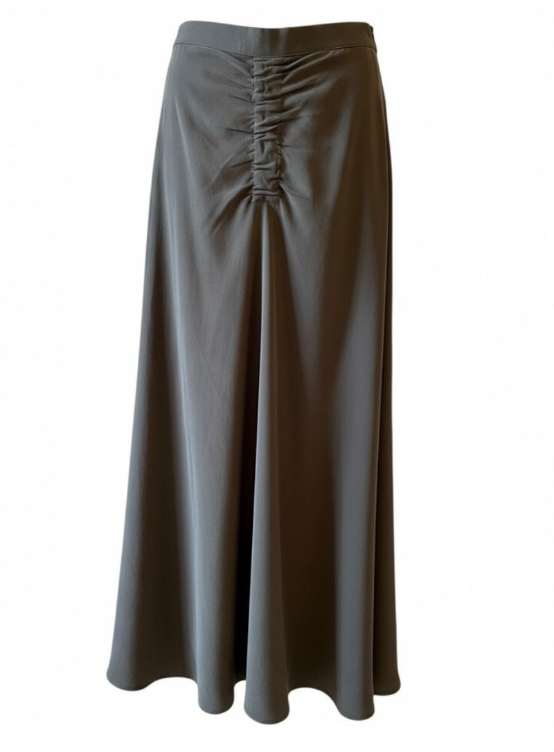 Lisette Skiet in Dusty Army