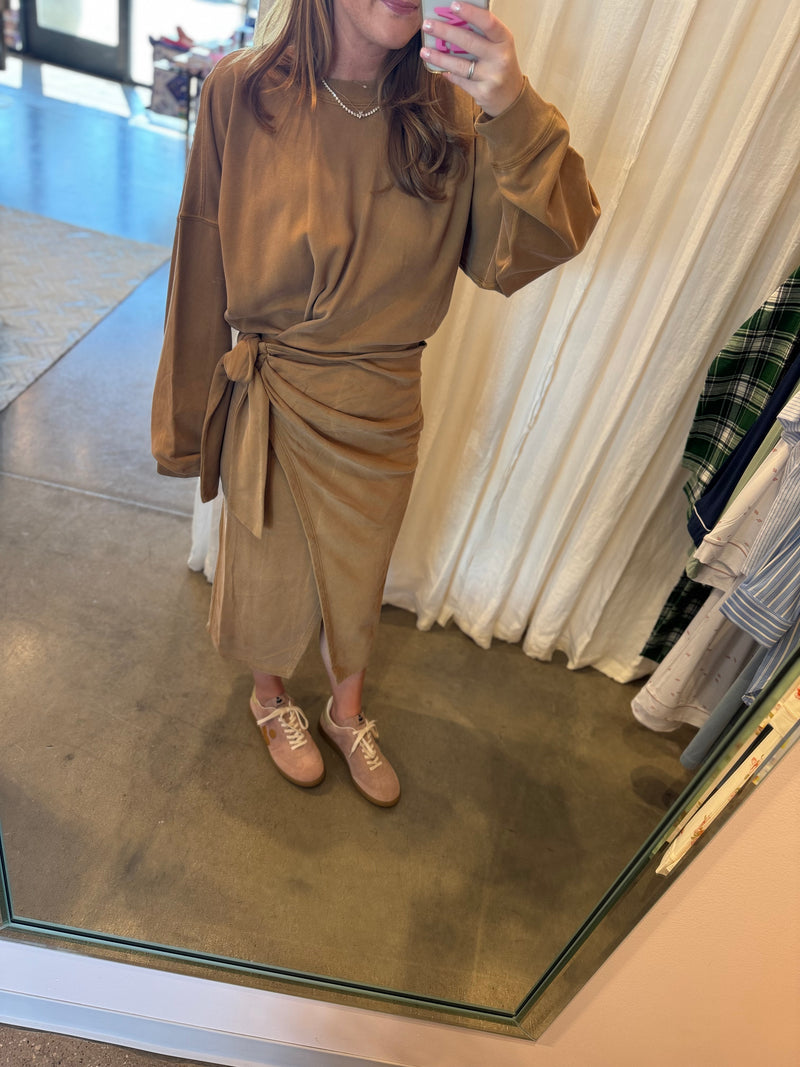 Sandrina Dress in Caramel