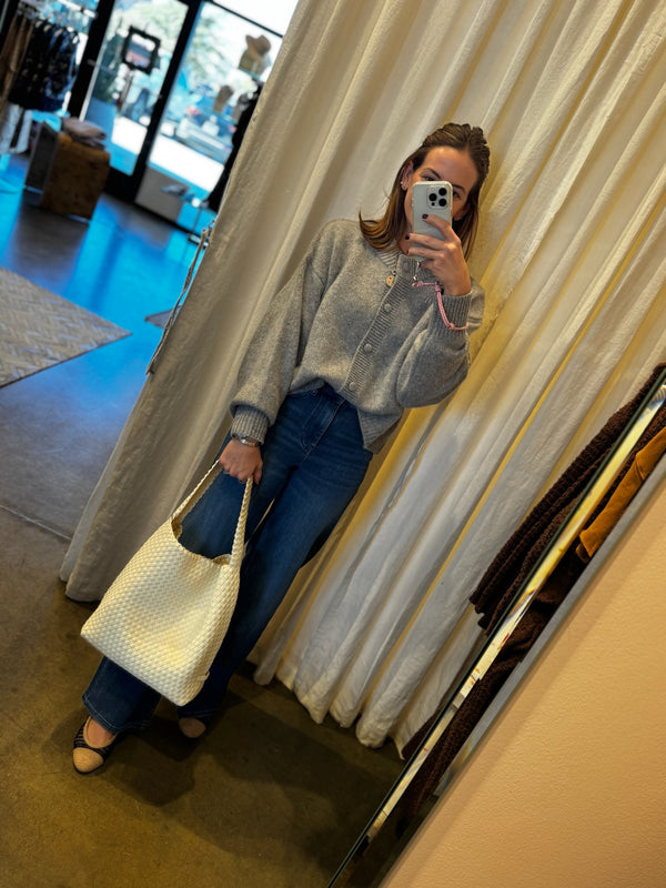 Nomad Medium Hobo in Salt