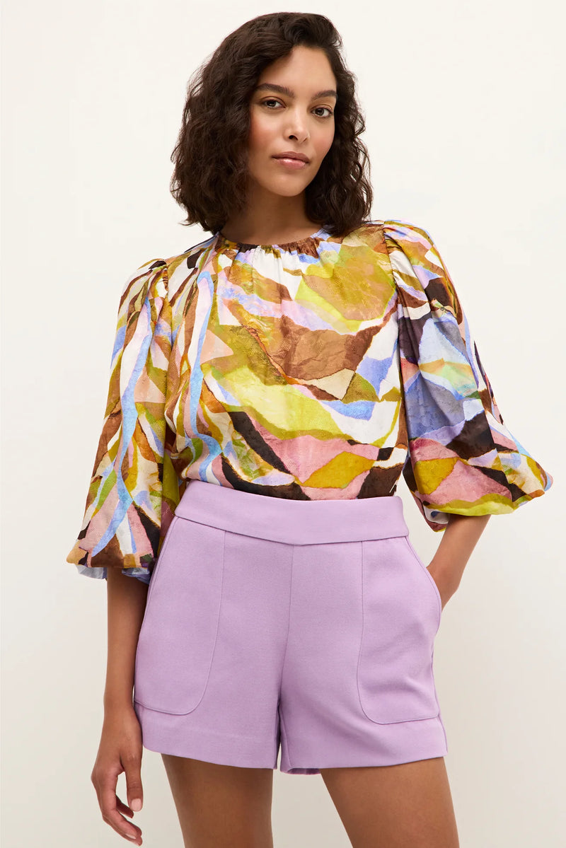 Mia Short in Aster
