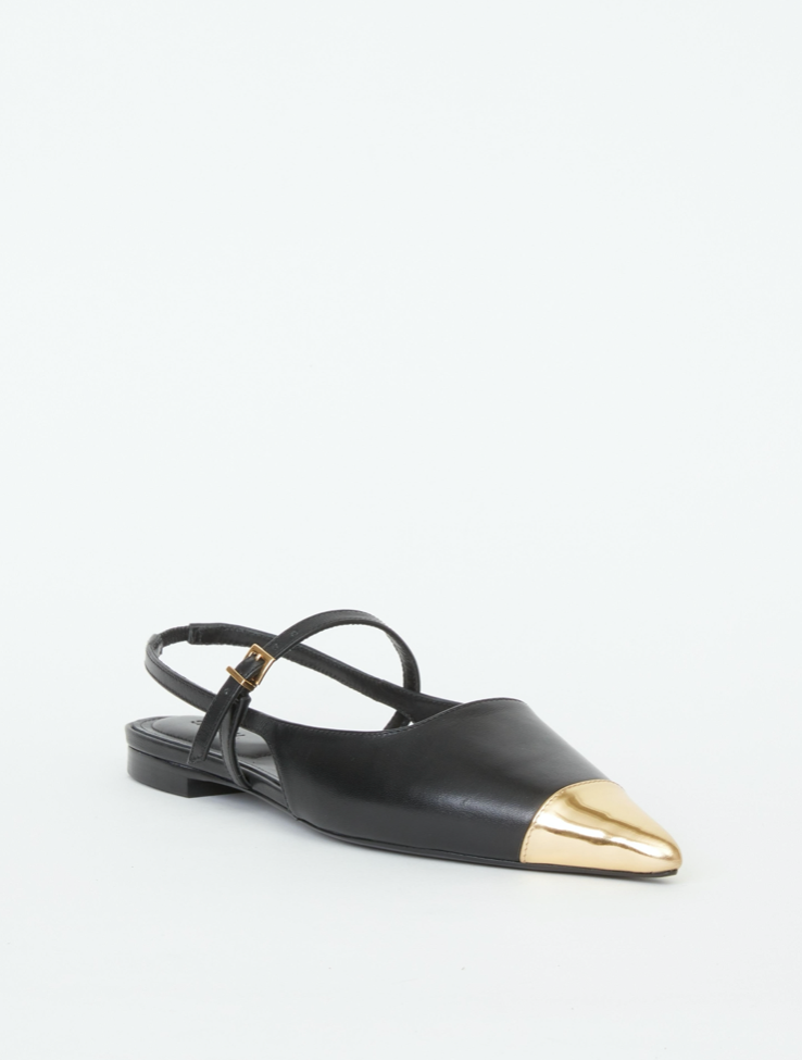 Ada Leather Flat in Black Gold