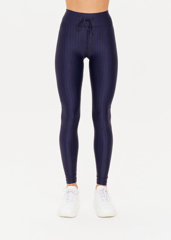 Merida 28 in Pant in Navy