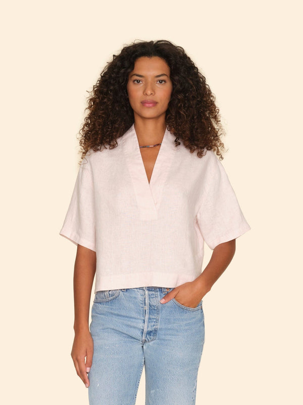 Aven Top in Day Lily